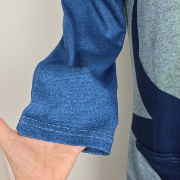 Papa Vancouver Blue Multi Pattern Tunic Top Patch Pockets V Neckline Size M - Picture 3 of 12